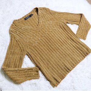 ALL POINTS by REFERENCE POINT Gold Acrylic Fall Sweater